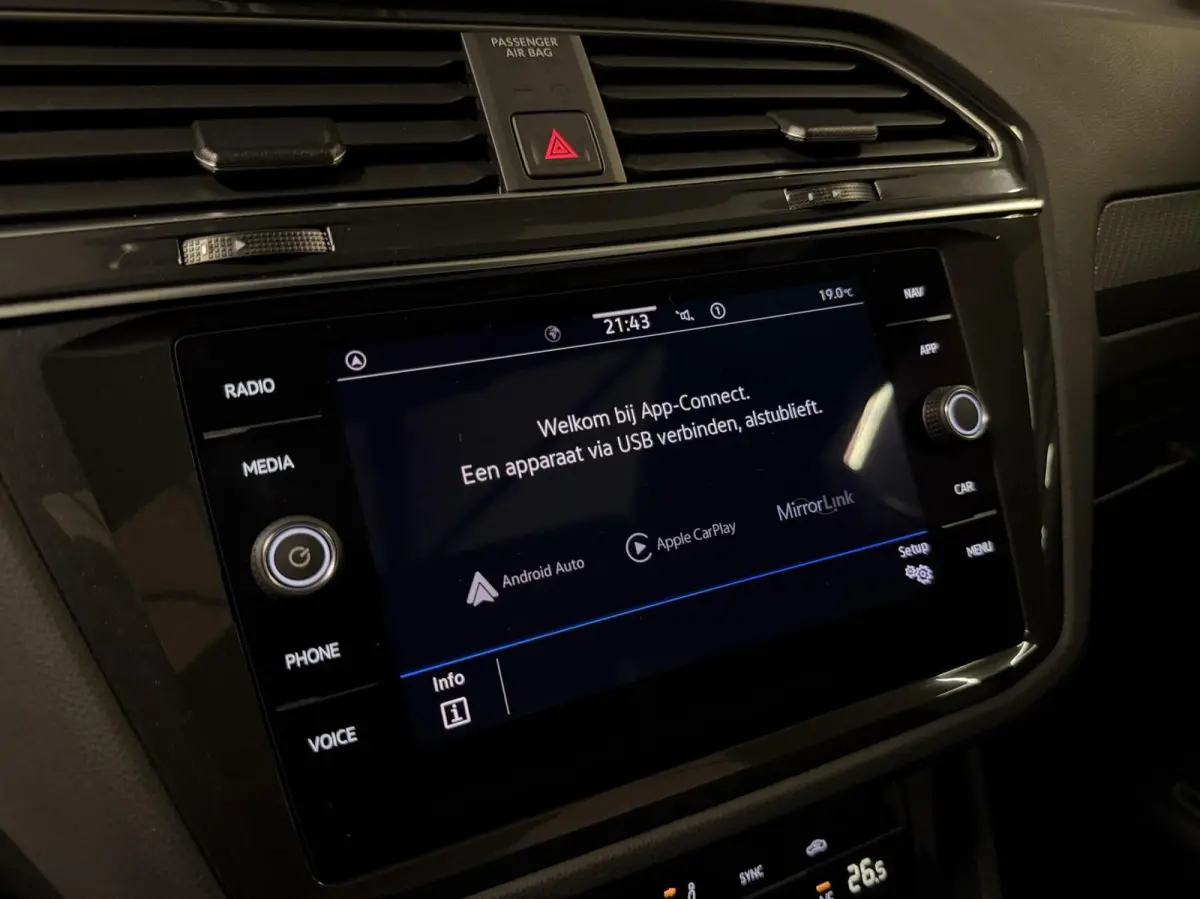 1.5 TSI R-Line Pano Virtual Harman Kardon