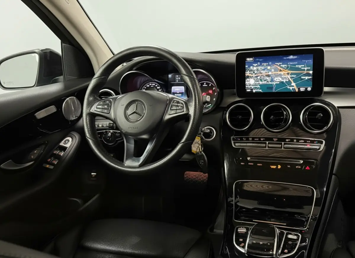 350e 4MATIC - AMG - Panorama - Burmester - Leder - Stoelverwarming