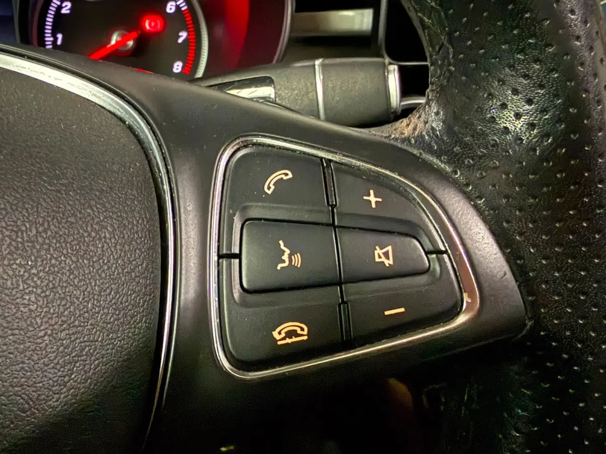 350e 4MATIC - AMG - Panorama - Burmester - Leder - Stoelverwarming