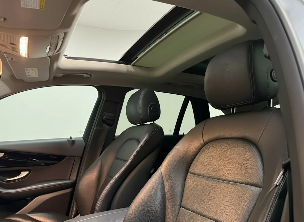 350e 4MATIC - AMG - Panorama - Burmester - Leder - Stoelverwarming