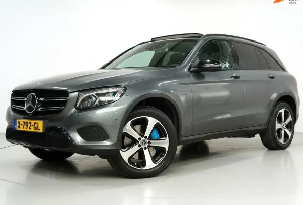 350e 4MATIC - AMG - Panorama - Burmester - Leder - Stoelverwarming