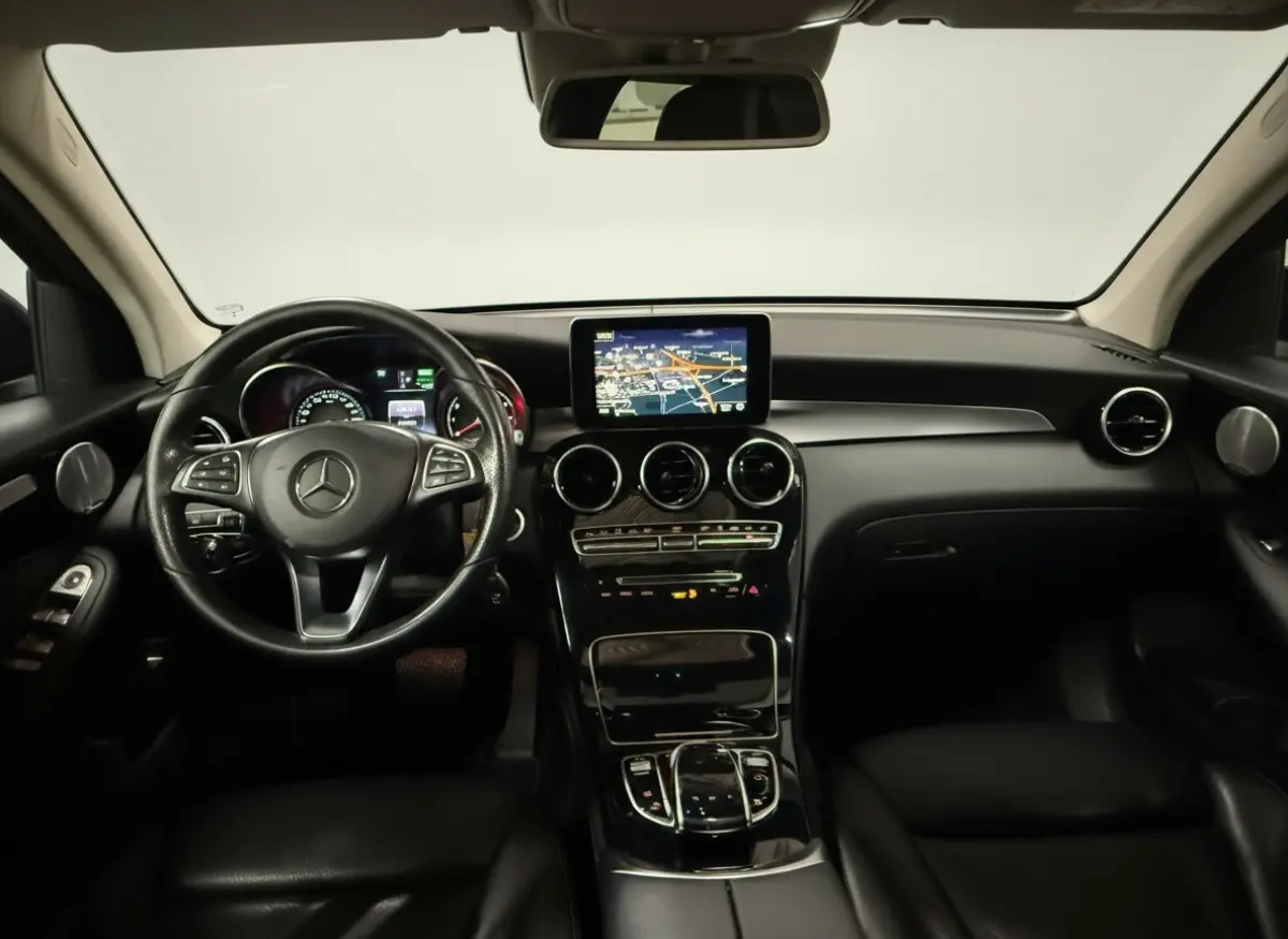 350e 4MATIC - AMG - Panorama - Burmester - Leder - Stoelverwarming