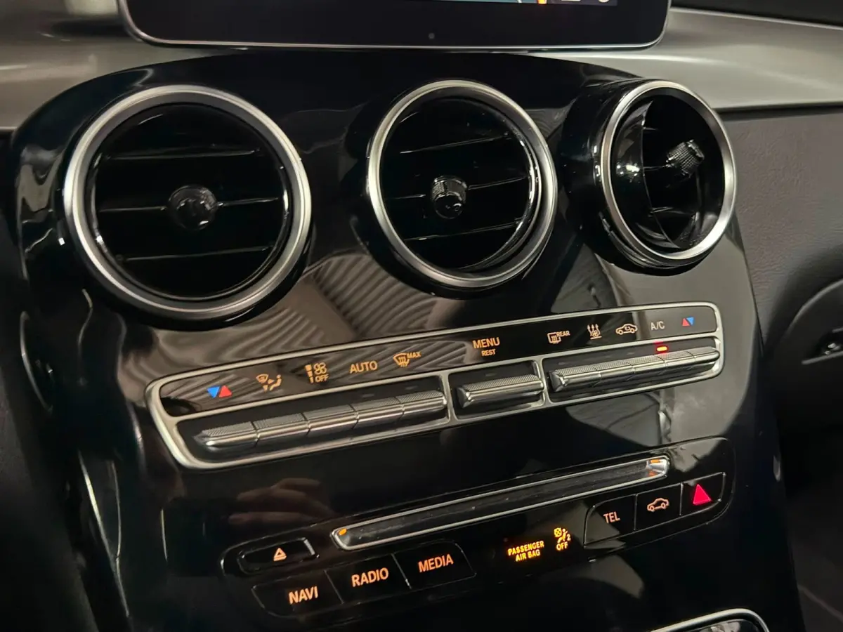350e 4MATIC - AMG - Panorama - Burmester - Leder - Stoelverwarming