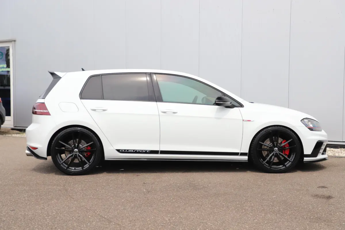 2.0 TSI GTI Clubsport DSG Automaat 394PK Armytrix Uitlaat Downpipe 19 inch Pretoria Michelin PS5 Achteruitrijcamera Carplay Adaptive Cruise