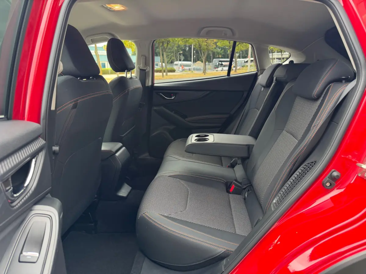 2.0i AWD e-BOXER Special Edition, KeyLess, CarPlay, Trekhaak