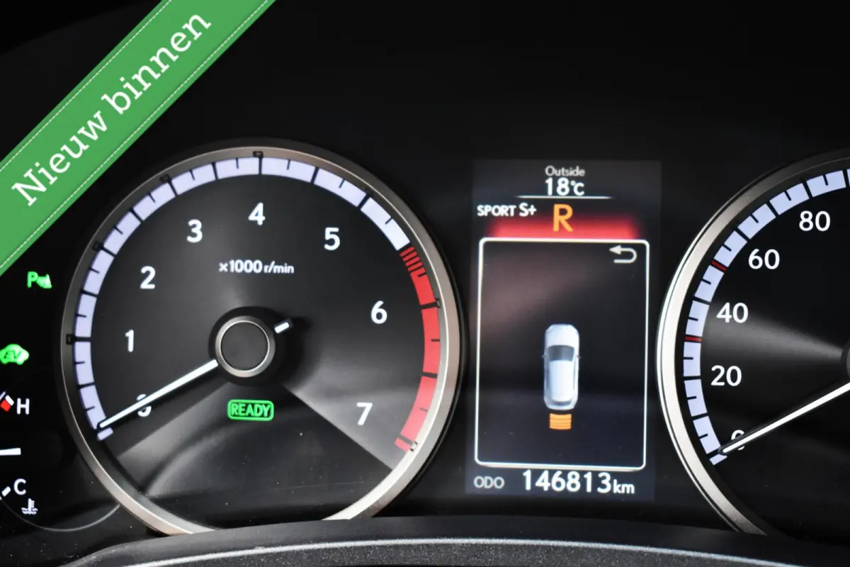 300h AWD F F SPORT 360º MARK LEVINSON/PANORAMADAK/LEDER/CAMERA/ETC.!