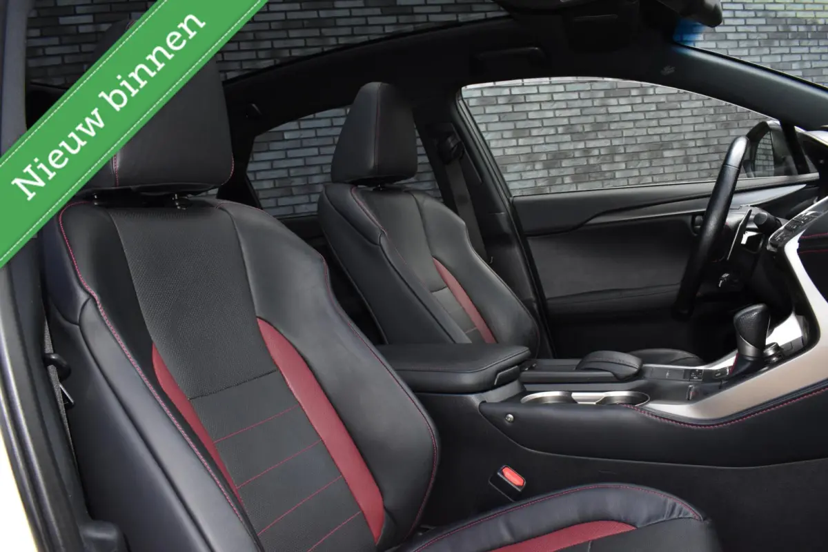 300h AWD F F SPORT 360º MARK LEVINSON/PANORAMADAK/LEDER/CAMERA/ETC.!