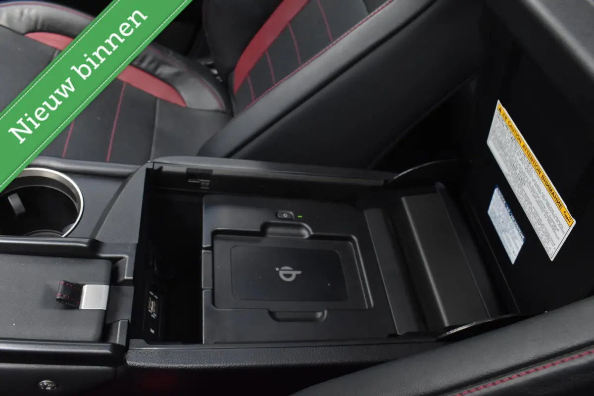 300h AWD F F SPORT 360º MARK LEVINSON/PANORAMADAK/LEDER/CAMERA/ETC.!