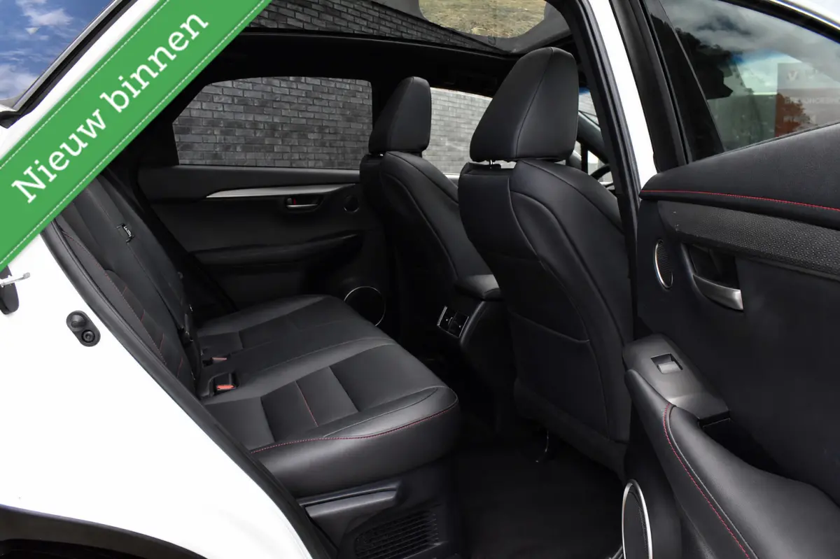 300h AWD F F SPORT 360º MARK LEVINSON/PANORAMADAK/LEDER/CAMERA/ETC.!