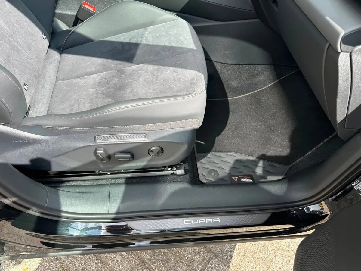 1.5 TSI e-Hybrid KEYLESS | CAMERA | SFEERVERLICHTING | VIRTUAL COCKPIT | CARPLAY | BTW
