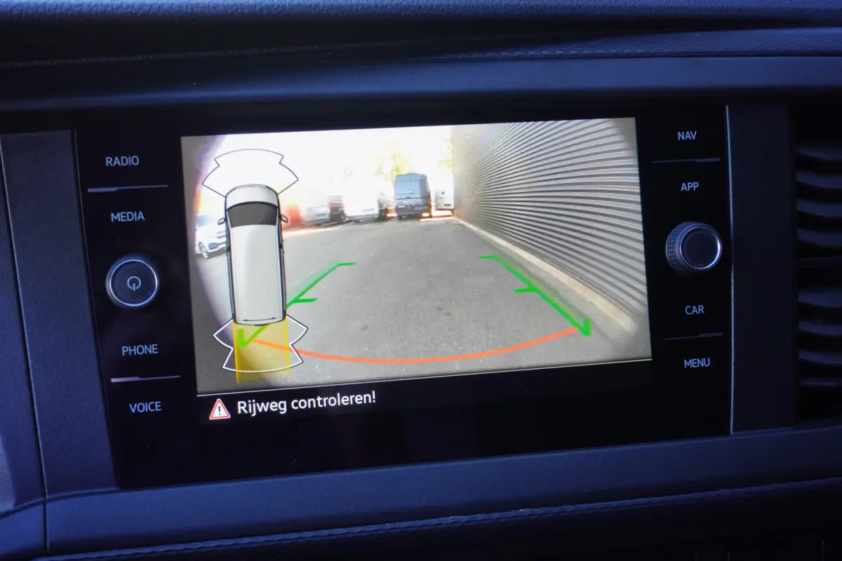 150pk Automaat L2H1 Navigatie Camera Parkeersensoren Apple carplay