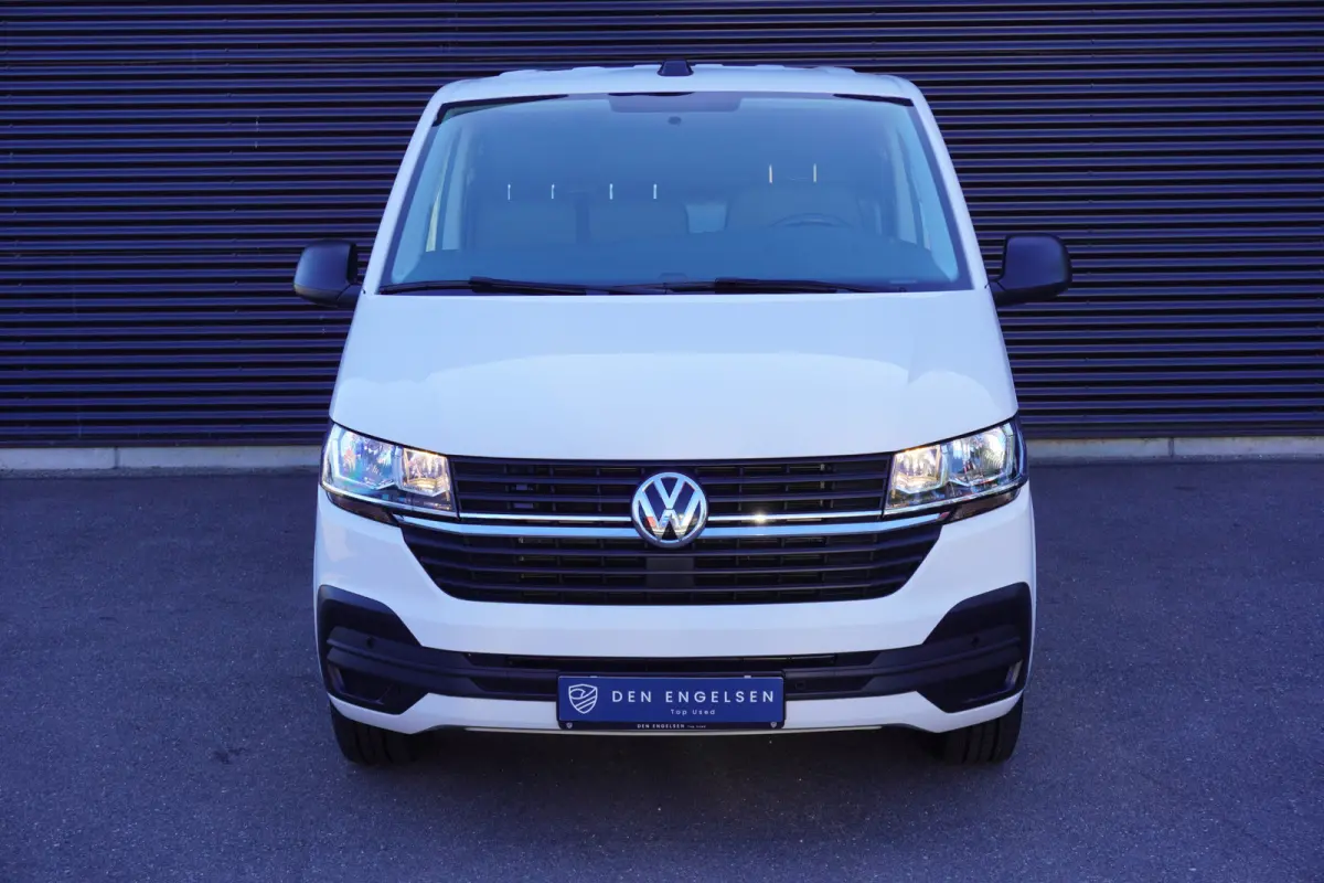 Volkswagen Transporter 150pk Automaat L2H1 Navigatie Camera Parkeersensoren Apple carplay