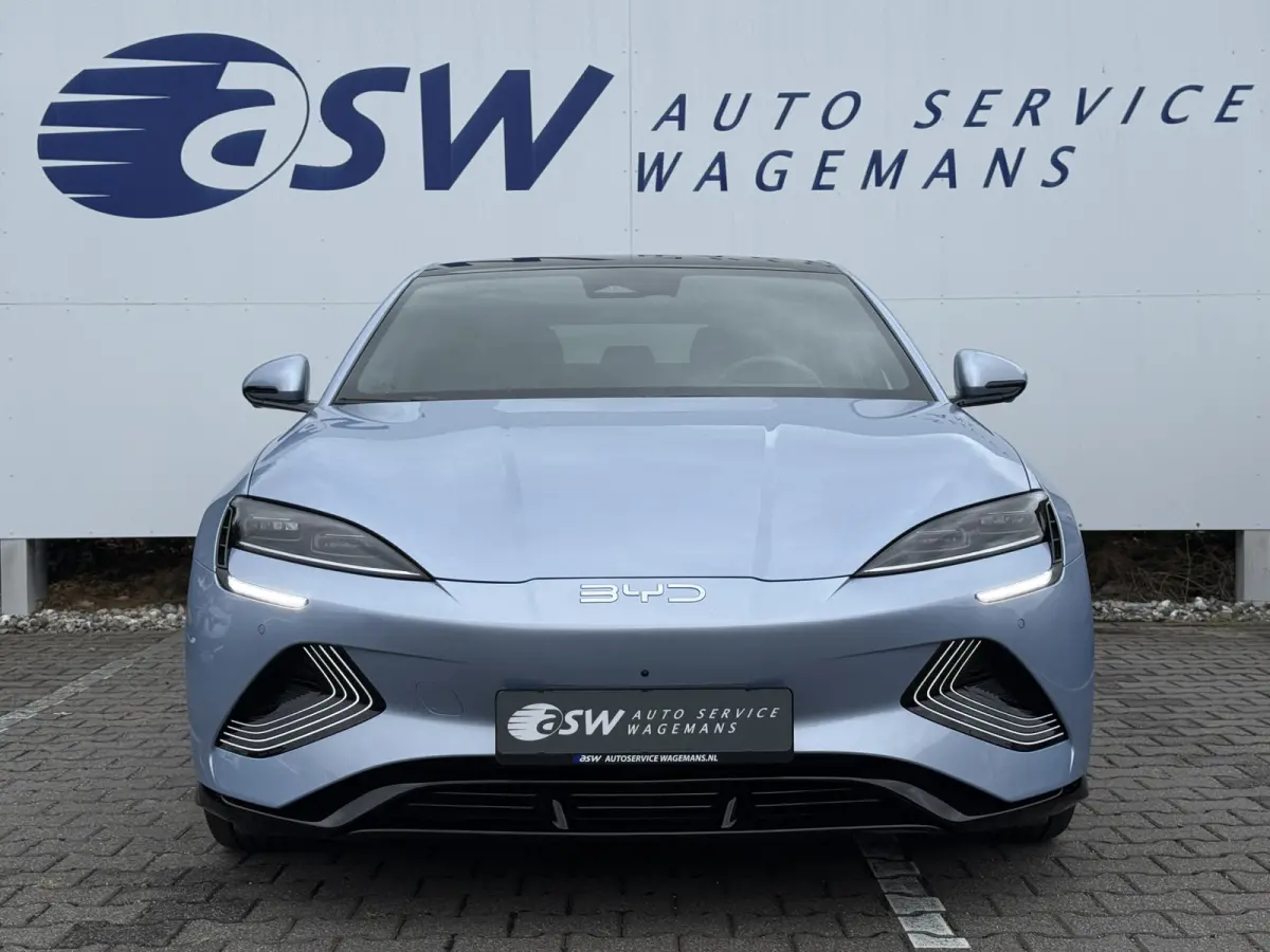 Design RWD 82.5 kWh | 570km Range | Pano | 360 Camera | Leder