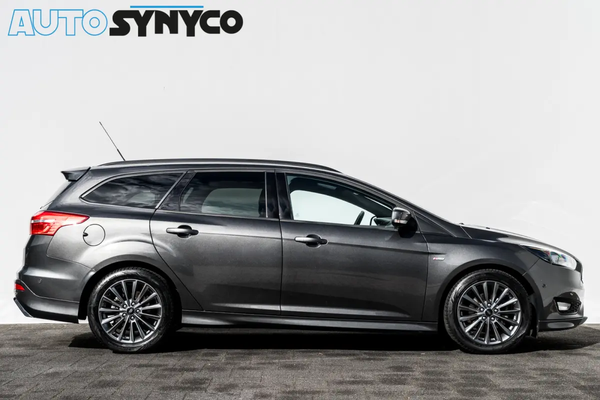 1.0 ST-Line | PDC | Carplay | Cruise | PDC | 17" LMV