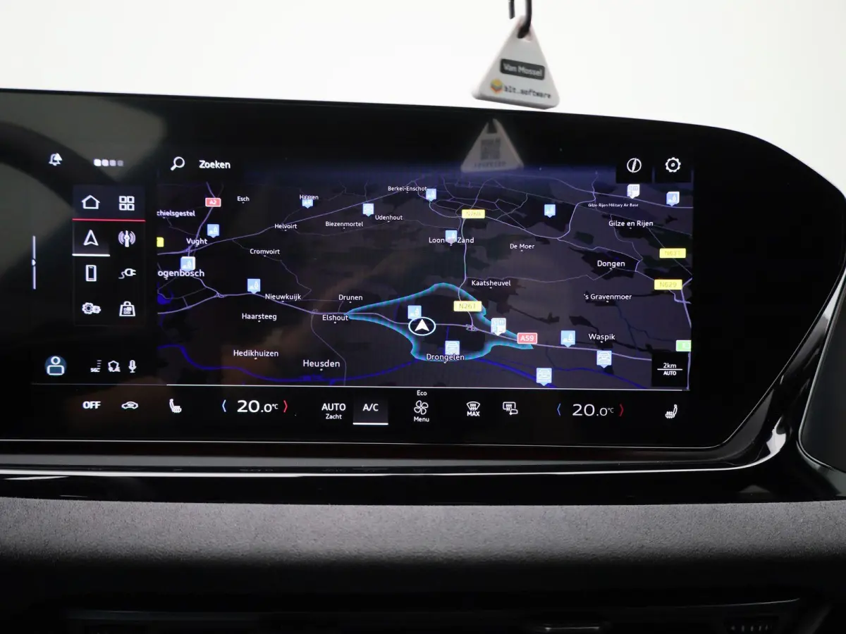 Avant 2.0 quattro S edition Competition 367 PK | Adaptive cruise control | RS Carbon Styling Pack | Bang & Olufsen | 360 graden camera | Dodehoekdetectie | Head-up display | Stoelen voor, el