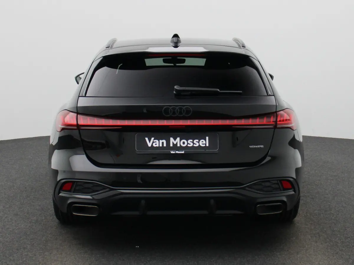 Avant 2.0 quattro S edition Competition 367 PK | Adaptive cruise control | RS Carbon Styling Pack | Bang & Olufsen | 360 graden camera | Dodehoekdetectie | Head-up display | Stoelen voor, el
