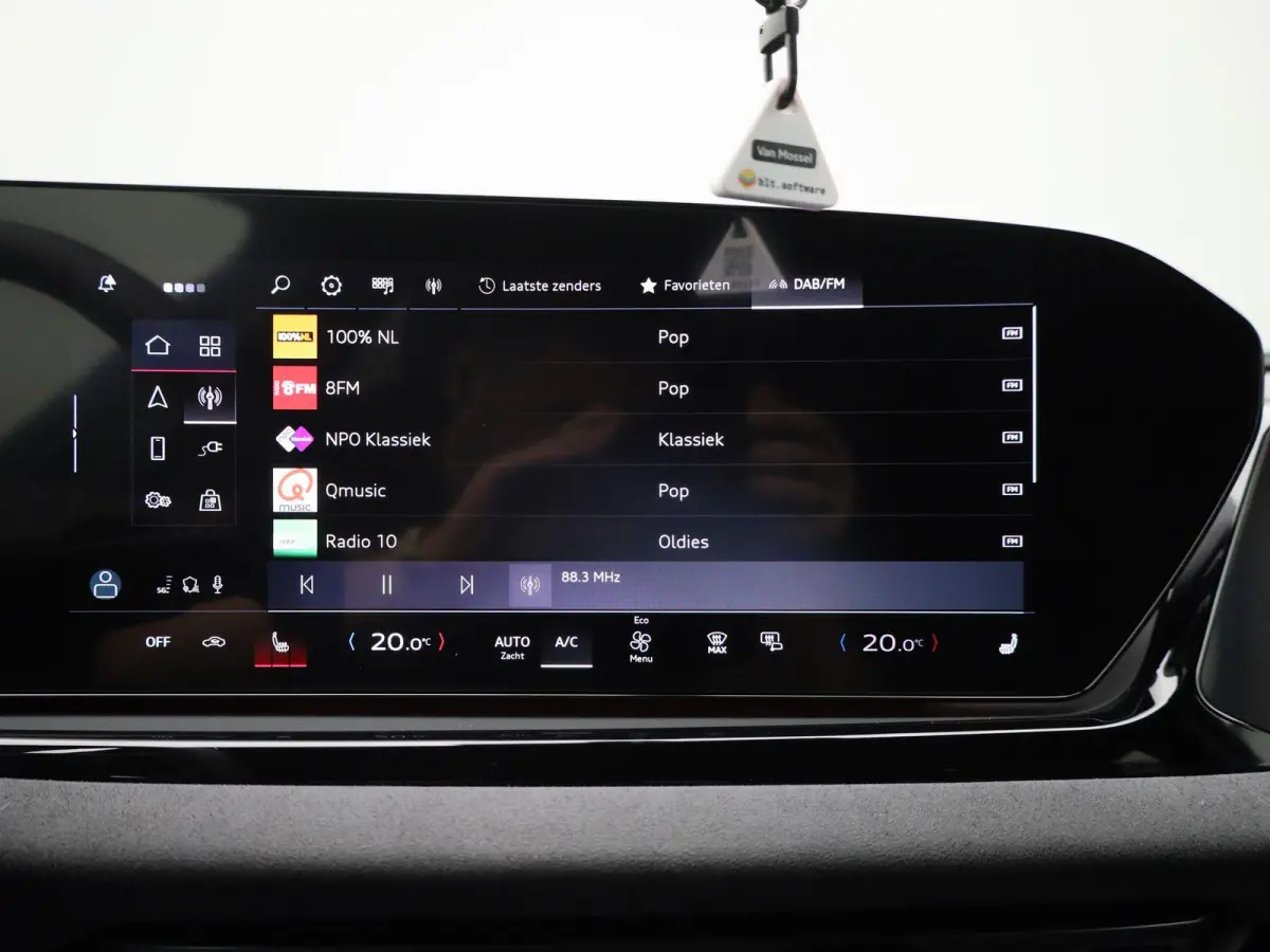 Avant 2.0 quattro S edition Competition 367 PK | Adaptive cruise control | RS Carbon Styling Pack | Bang & Olufsen | 360 graden camera | Dodehoekdetectie | Head-up display | Stoelen voor, el
