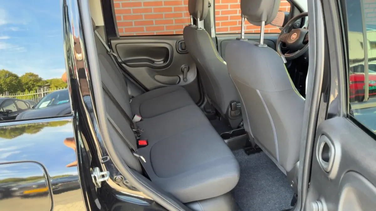 1.0 Hybrid Pandina Cross Hoge Zit Carplay LM-Velgen PDC