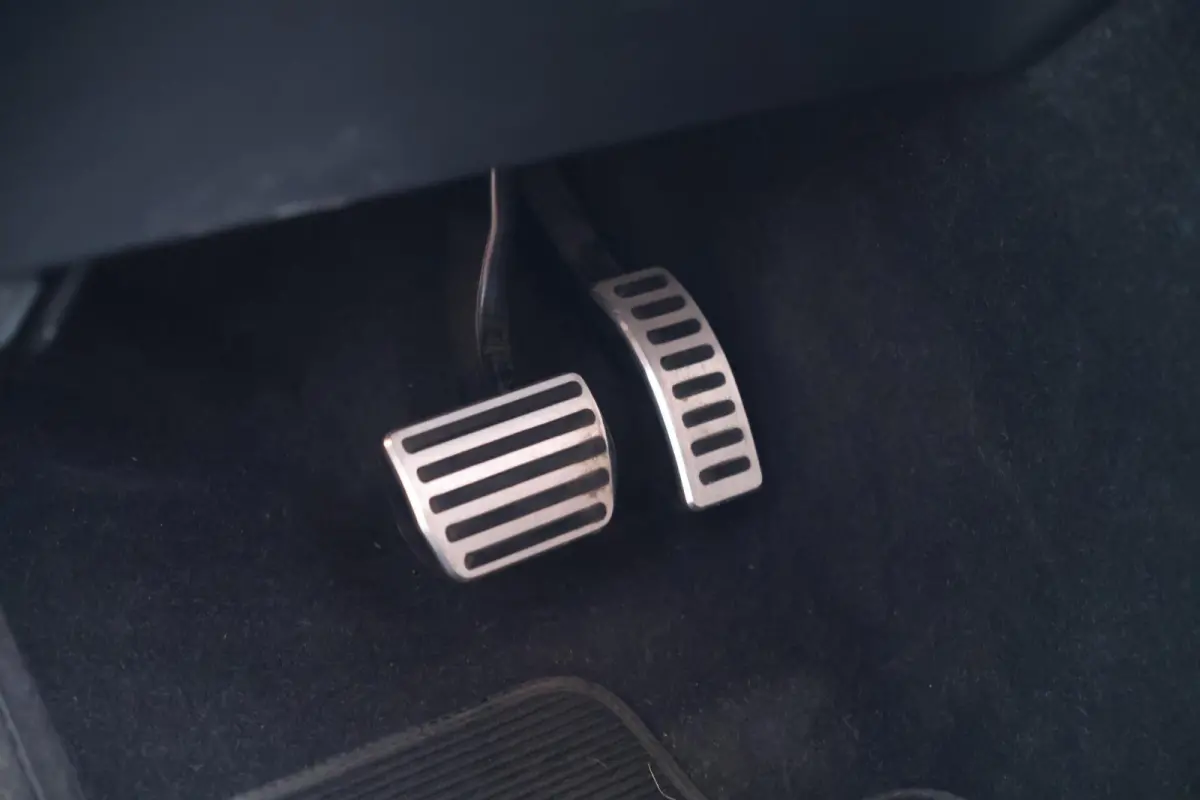 T4 R-Design | Stoelverwarming | Parkeercamera | Glossy Black | Memory Stoel | Keyless