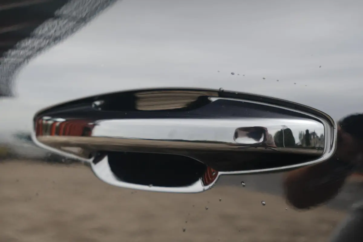 T4 R-Design | Stoelverwarming | Parkeercamera | Glossy Black | Memory Stoel | Keyless