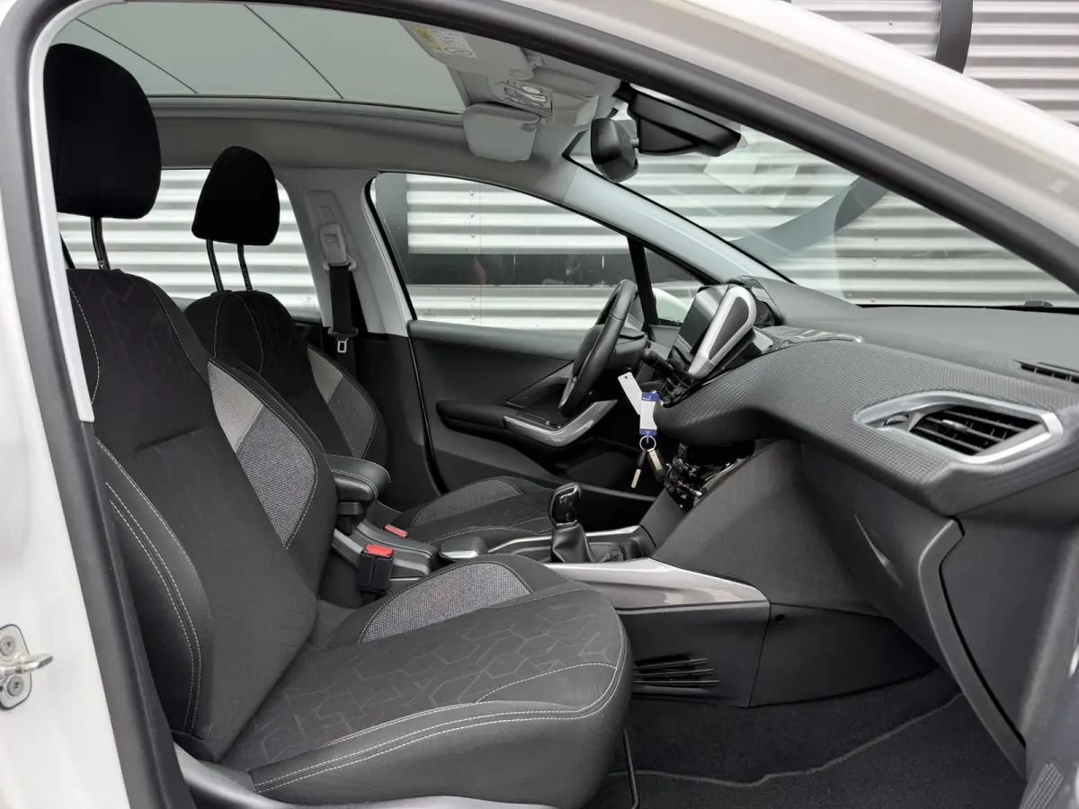 1.2 PureTech Active 2e Eigenaar|Carplay|Camera|Pano|Clima|Cruise|N.A.P|Nieuwe APK bij Aflevering