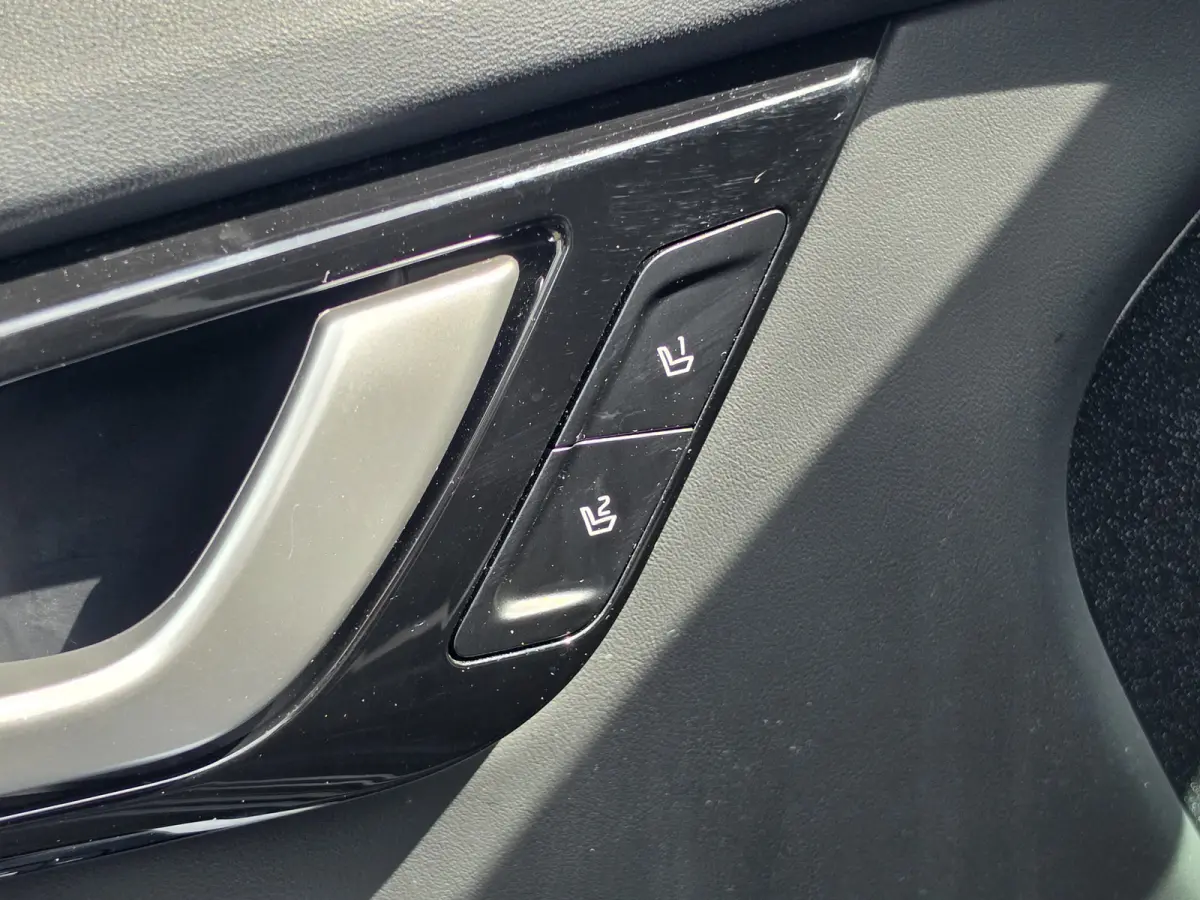 GT-Line 77.4 kWh | NL-auto | SOH 100% | Apple Carplay/Android | Matrix led | Panorama schuif/kantel