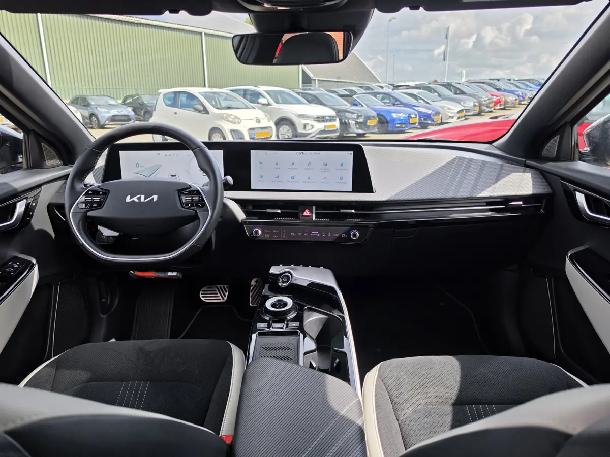 GT-Line 77.4 kWh | NL-auto | SOH 100% | Apple Carplay/Android | Matrix led | Panorama schuif/kantel