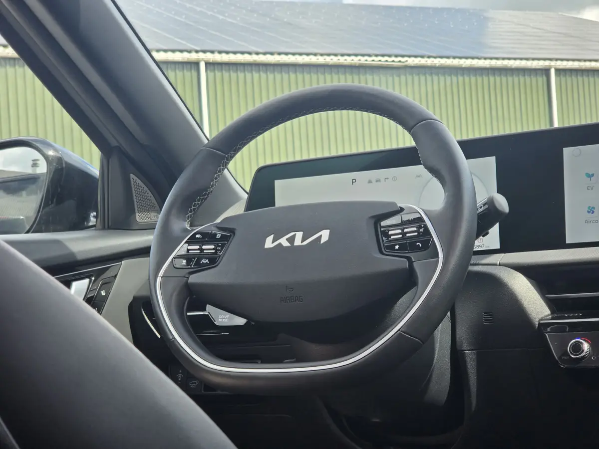 GT-Line 77.4 kWh | NL-auto | SOH 100% | Apple Carplay/Android | Matrix led | Panorama schuif/kantel