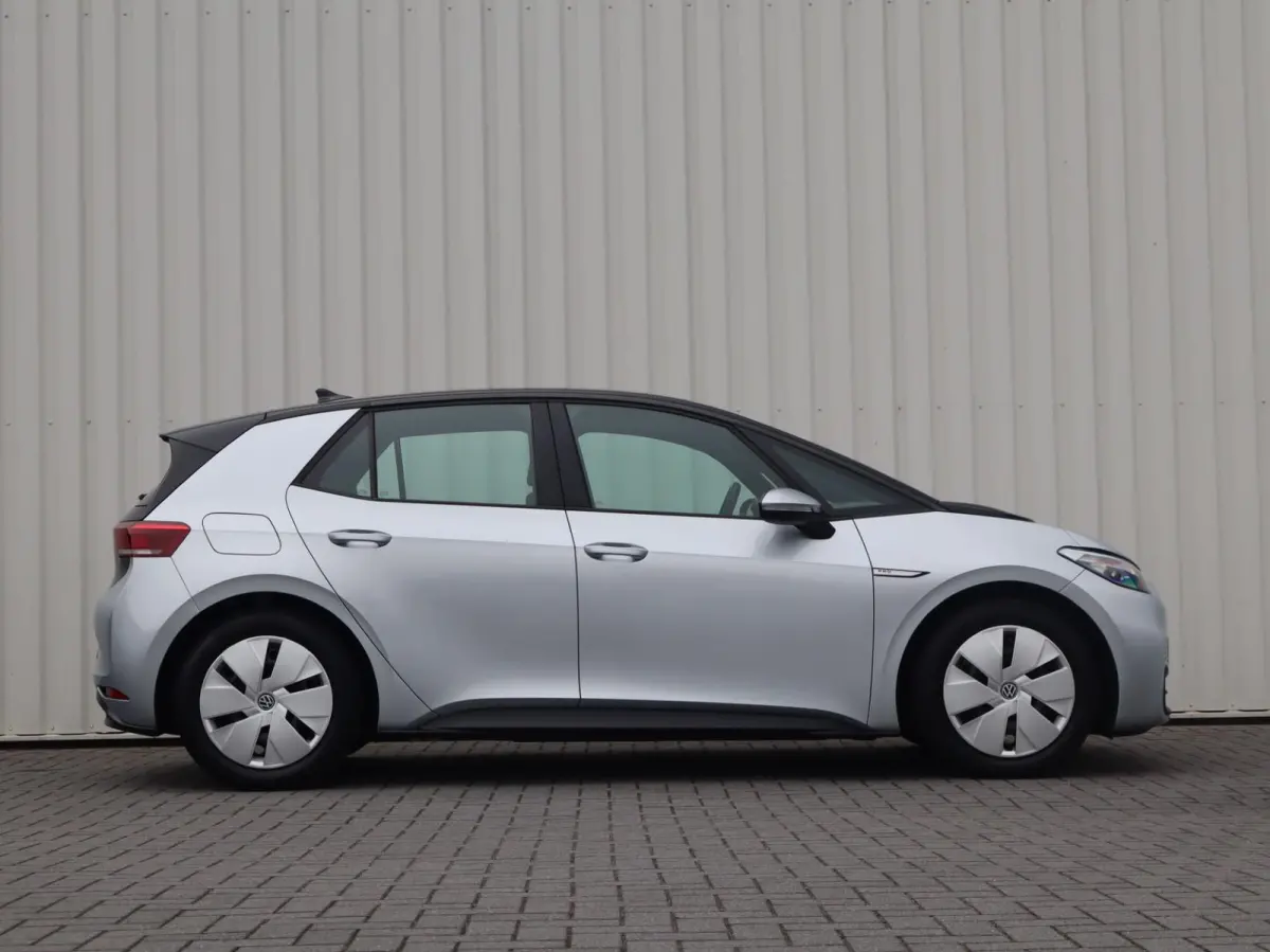 204pk Life 58 kWh | SoH 92% | Voorstoelen Vervarmd | Apple Carplay/Android Auto | ACC | LED Koplampen