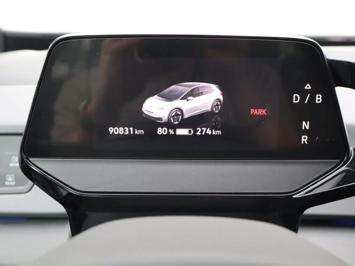 204pk Life 58 kWh | SoH 92% | Voorstoelen Vervarmd | Apple Carplay/Android Auto | ACC | LED Koplampen