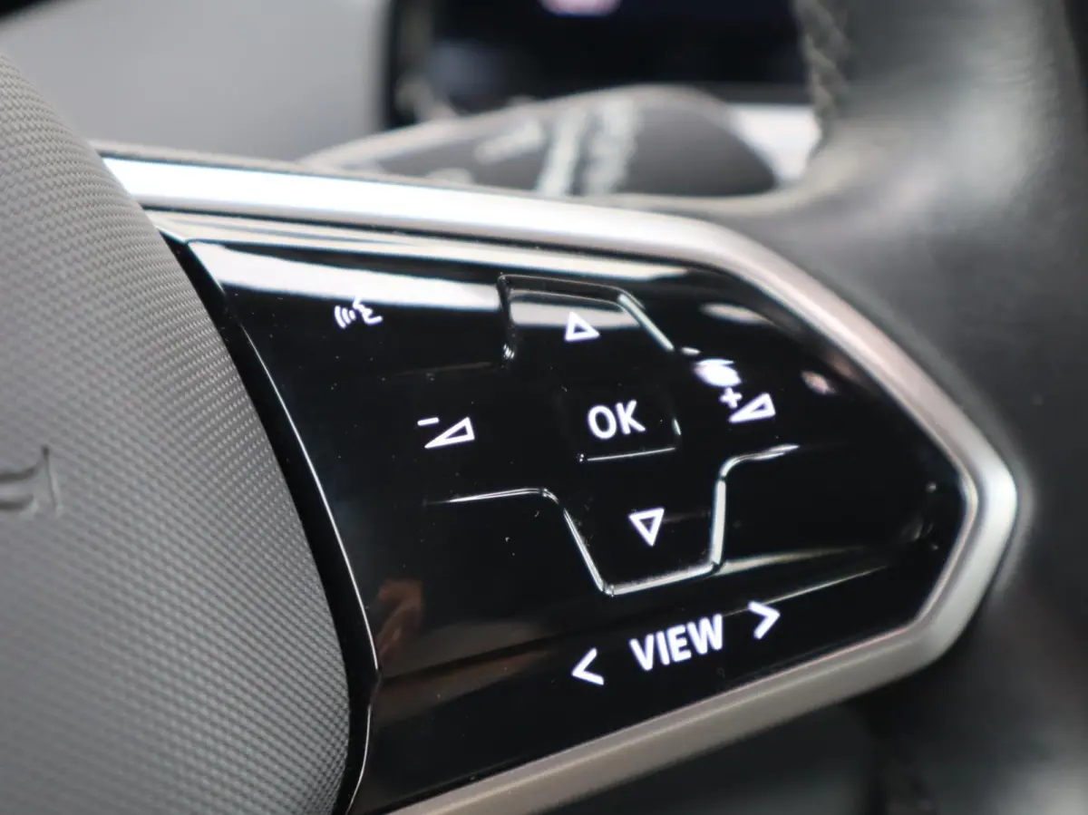 204pk Life 58 kWh | SoH 92% | Voorstoelen Vervarmd | Apple Carplay/Android Auto | ACC | LED Koplampen