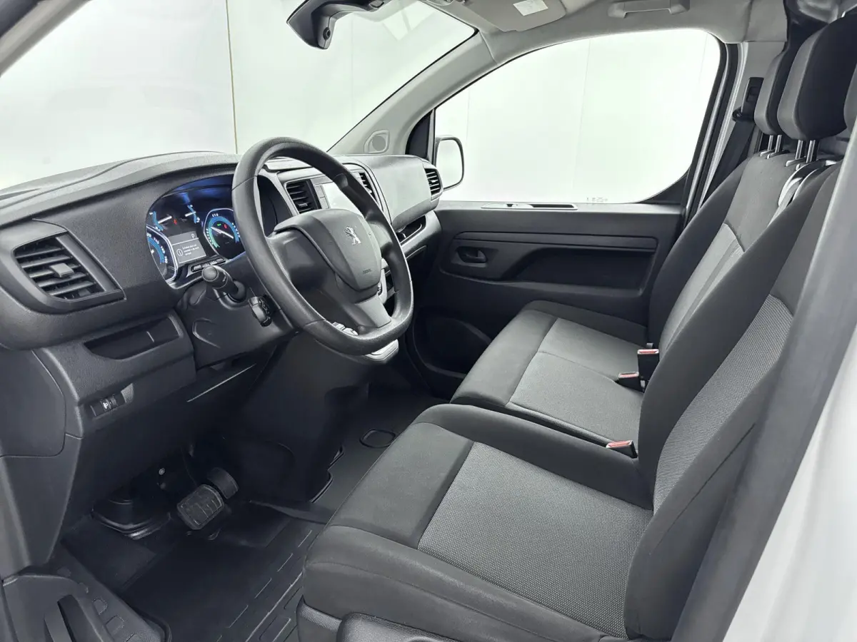 EV L2 75 kWh | Airco | CarPlay | 3-Zits | Cruise Control | Parkeerhulp