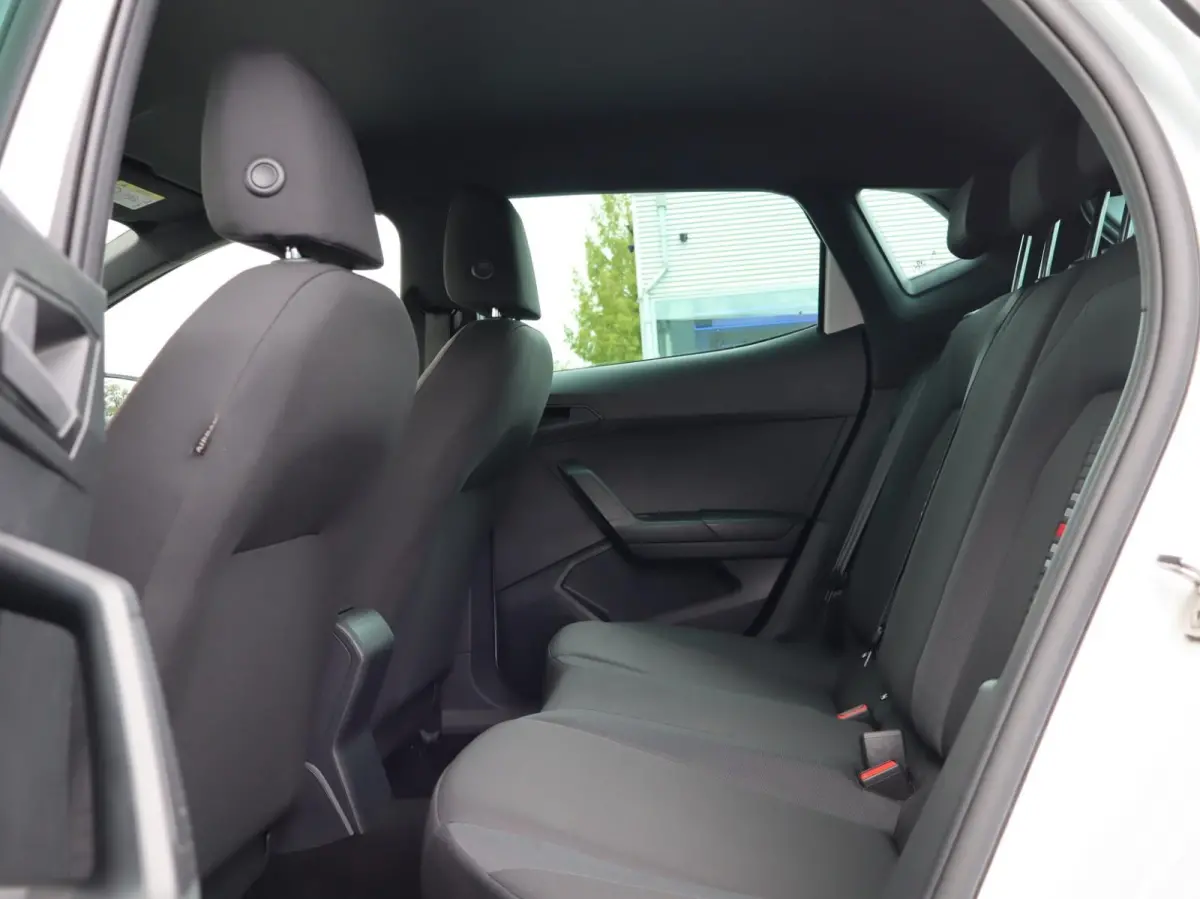 1.0 TSI 95pk FR Business Intense | Achteruitrijcamera | ACC | Apple Carplay/Android Auto