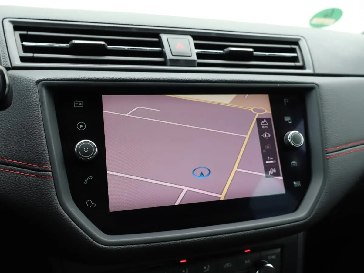 1.0 TSI 95pk FR Business Intense | Achteruitrijcamera | ACC | Apple Carplay/Android Auto