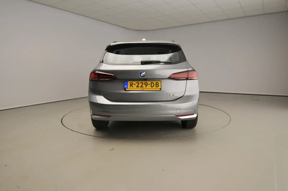 218i | LED | Navigatie | Trekhaak | Achteruitrijcamera | PDC | Clima | DAB | Alu 16 inch