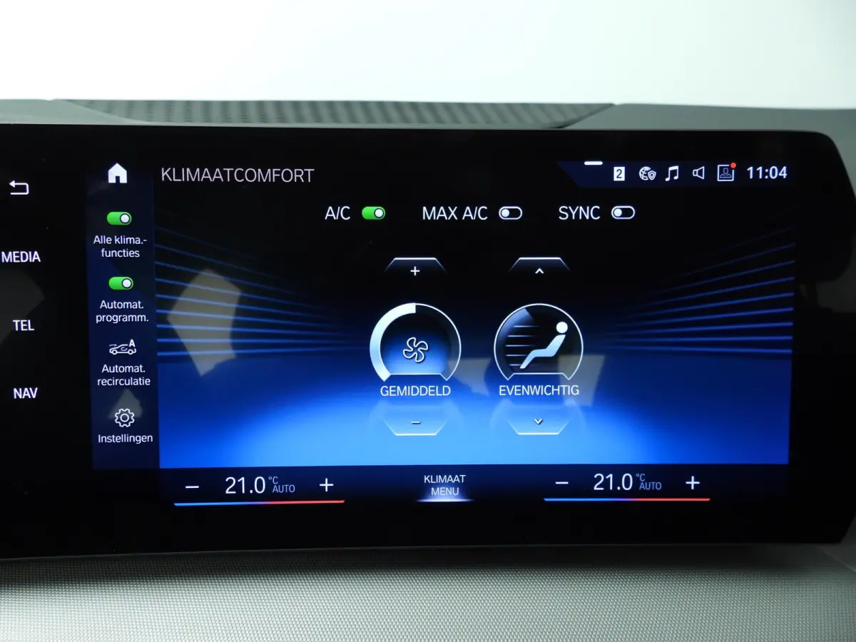 218i | LED | Navigatie | Trekhaak | Achteruitrijcamera | PDC | Clima | DAB | Alu 16 inch
