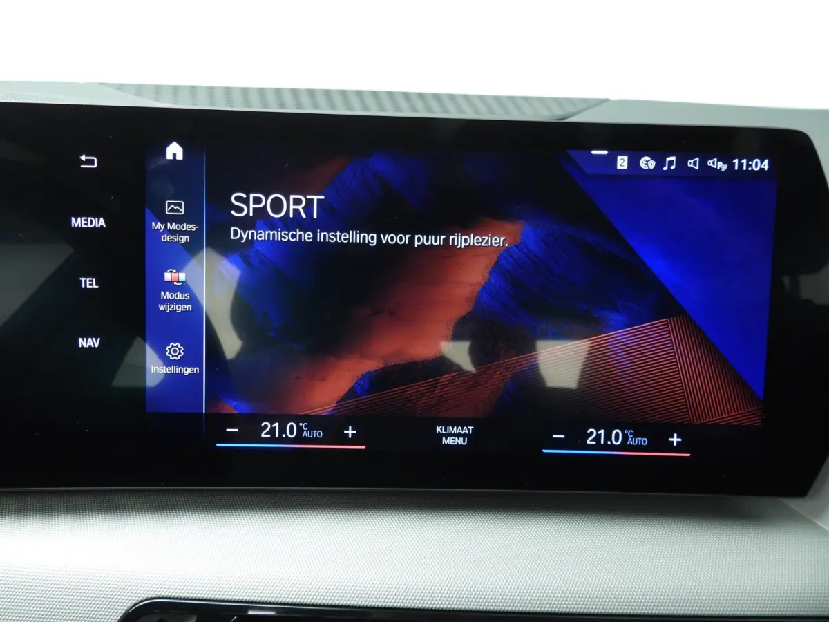 218i | LED | Navigatie | Trekhaak | Achteruitrijcamera | PDC | Clima | DAB | Alu 16 inch