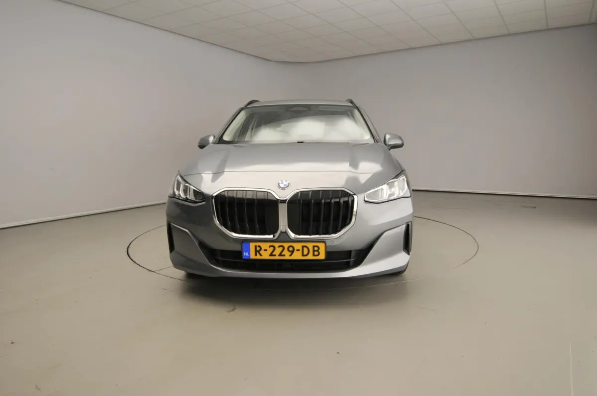 218i | LED | Navigatie | Trekhaak | Achteruitrijcamera | PDC | Clima | DAB | Alu 16 inch