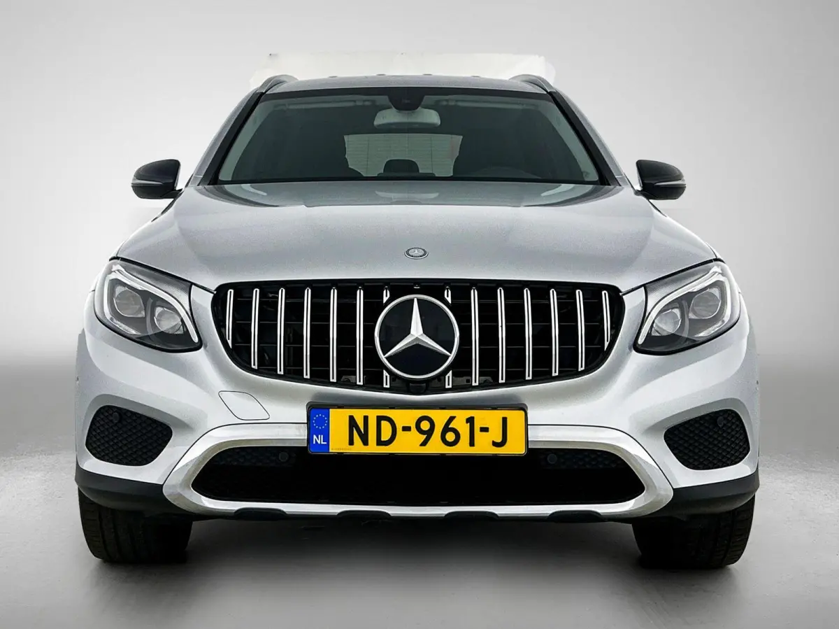 250 4MATIC Ambition | NAVIGATIE | PARKEERSENSOREN | CLIMATE CONTROL | SFEERVERLICHTING | 20 INCH AMG-LINE VELGEN |