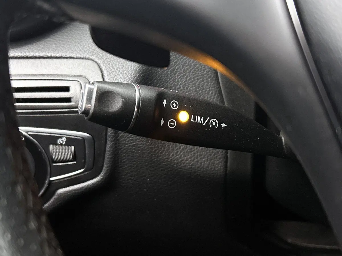 250 4MATIC Ambition | NAVIGATIE | PARKEERSENSOREN | CLIMATE CONTROL | SFEERVERLICHTING | 20 INCH AMG-LINE VELGEN |
