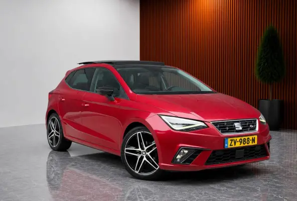 1.0 TSI FR Business Intense 116PK 6-BAK! (PANORAMADAK, CRUISE, CARPLAY, LED, GOED ONDH, CLIMATE CONTROL, NL-AUTO, ETC.)