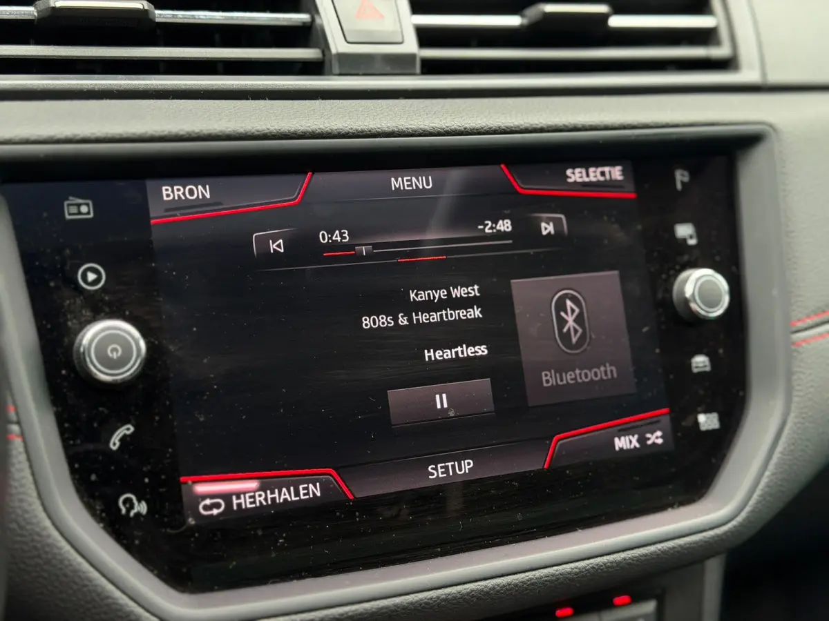 1.0 TSI FR Business Intense 116PK 6-BAK! (PANORAMADAK, CRUISE, CARPLAY, LED, GOED ONDH, CLIMATE CONTROL, NL-AUTO, ETC.)