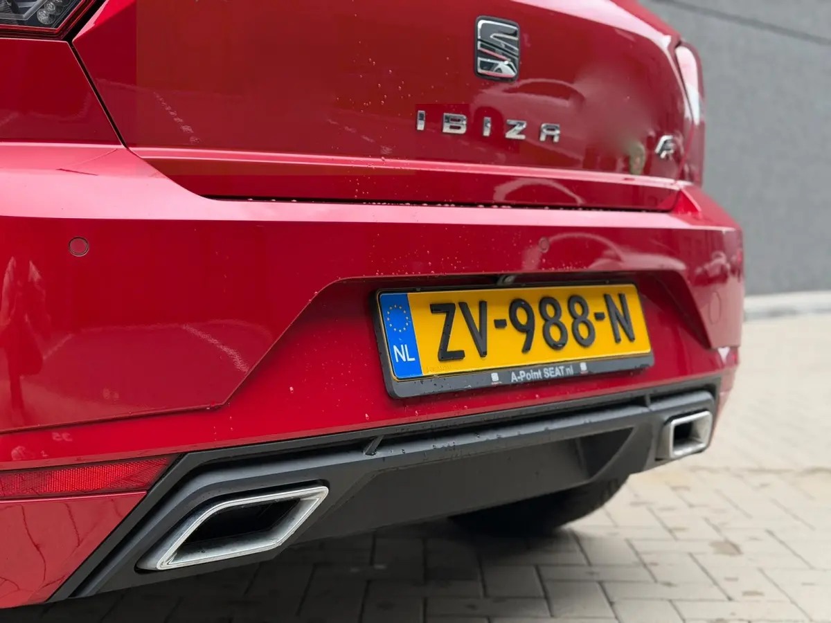 1.0 TSI FR Business Intense 116PK 6-BAK! (PANORAMADAK, CRUISE, CARPLAY, LED, GOED ONDH, CLIMATE CONTROL, NL-AUTO, ETC.)