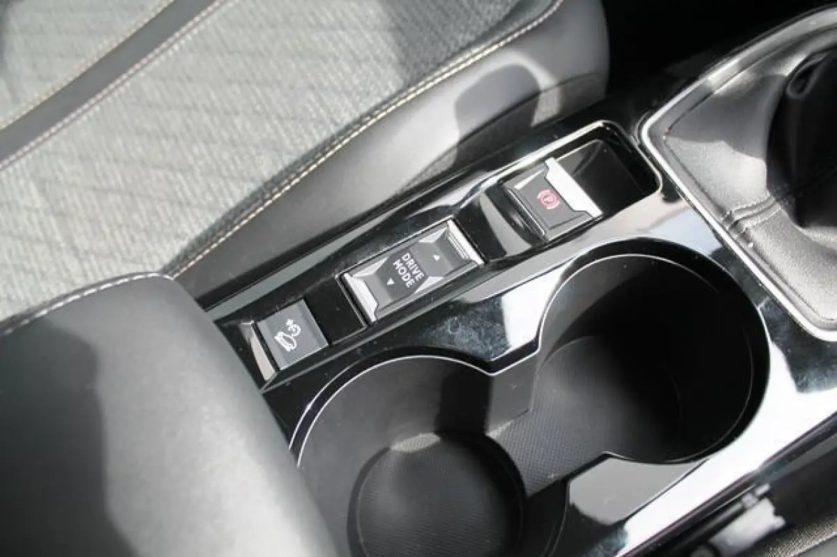 1.2 PureTech 100 Allure | Navi | Camera | Blind spot