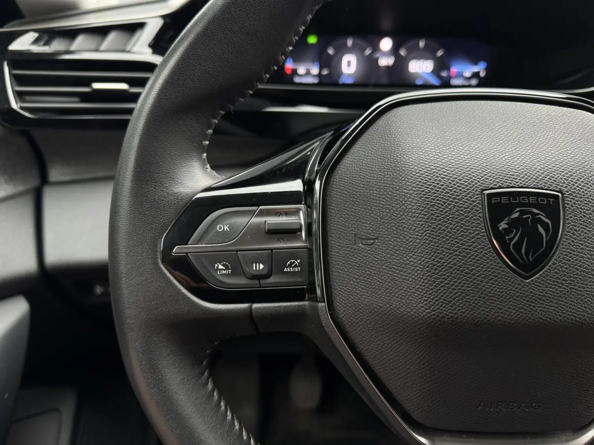 1.2 PureTech Allure | Digital Cockpit | LED | 360 Camera | Half Leder | CarPlay | Navigatie | DAB | Climate | Cruise