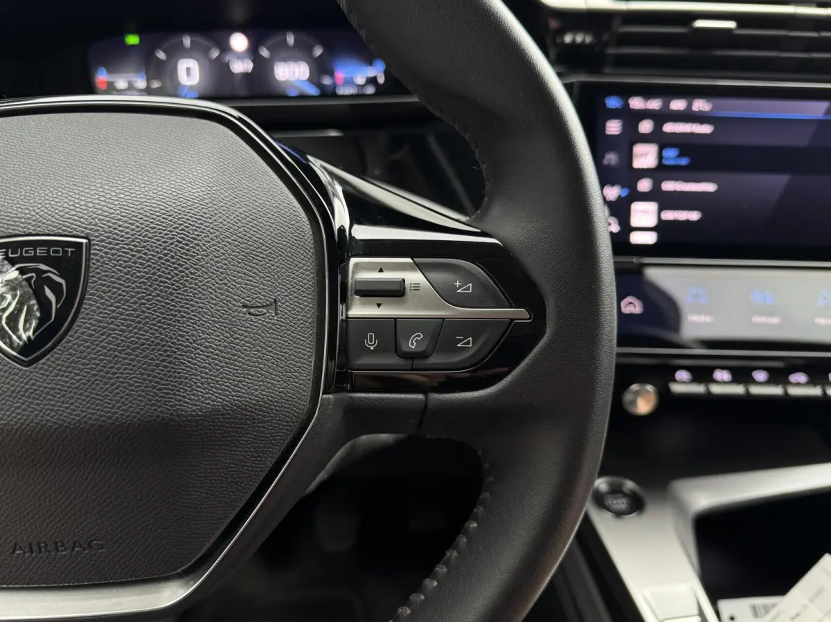 1.2 PureTech Allure | Digital Cockpit | LED | 360 Camera | Half Leder | CarPlay | Navigatie | DAB | Climate | Cruise
