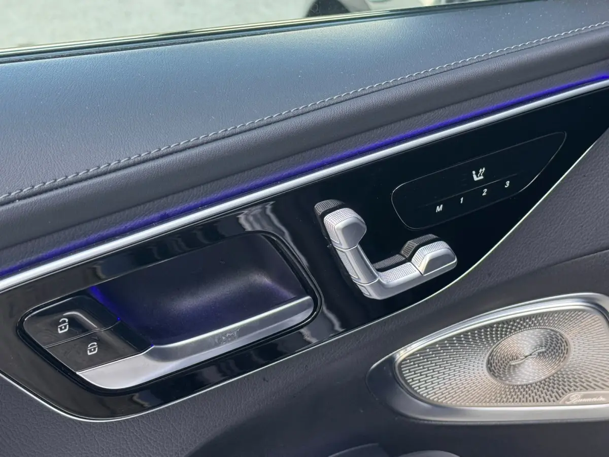 200 Launch Ed. AMG PANO l HUD l BURMESTER l 360 l KEYLESS l MATRIX l EL-STOEL l SFEER l NIGHT l NAP