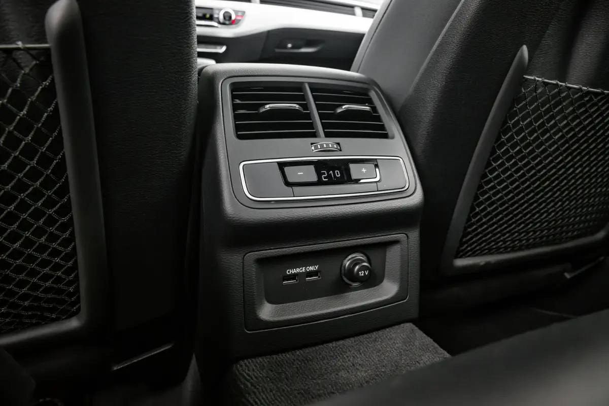 35 TFSI S edition Competition | Panoramadak | Bang & Olufsen | Stoelverwarming | Panoramadak | Bang & Olufsen | Stoelverwarming