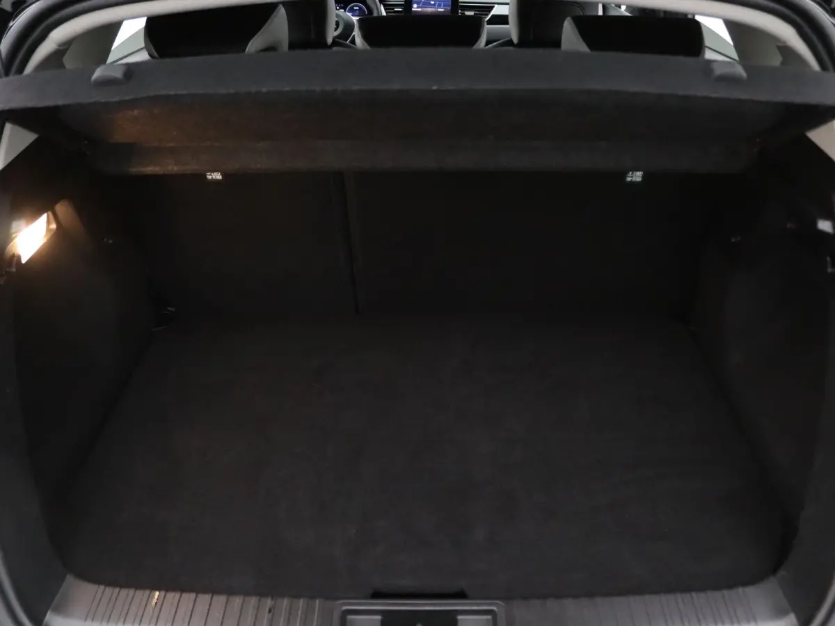 160pk PHEV AT Intense+ Adapt. Cruise | Camera | Carplay