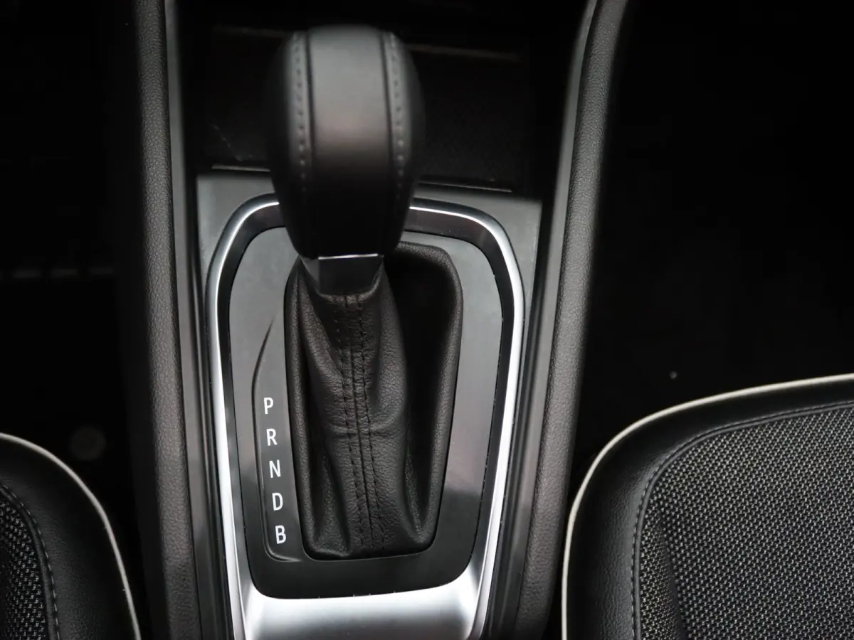 160pk PHEV AT Intense+ Adapt. Cruise | Camera | Carplay